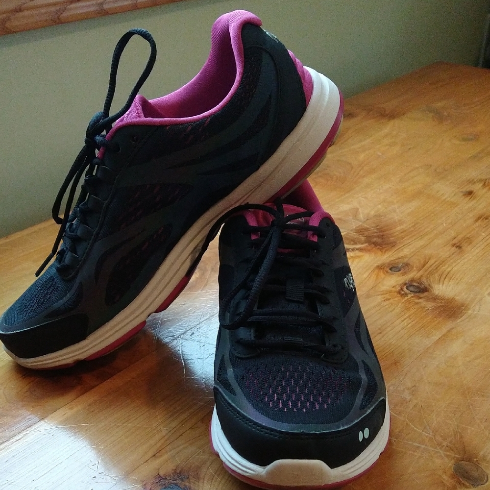Ryka walking shoes 8.5